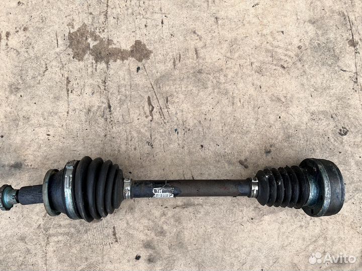 Привод передний левый Skoda Fabia 1