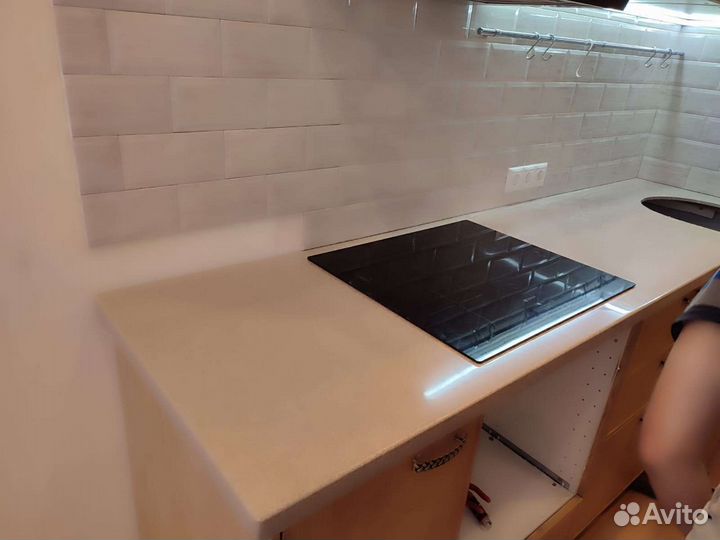 Столешница из искусственного камня