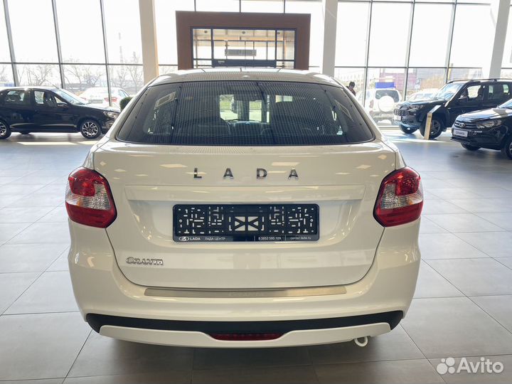 LADA Granta 1.6 МТ, 2023