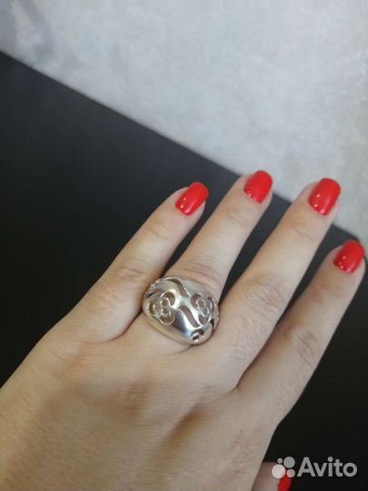 Серебряное кольцо женское