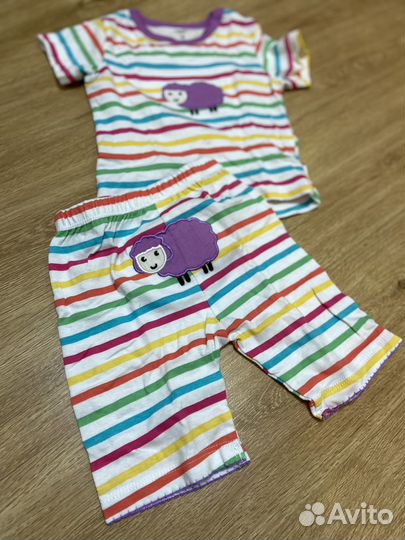 Футболка и шорты Carters