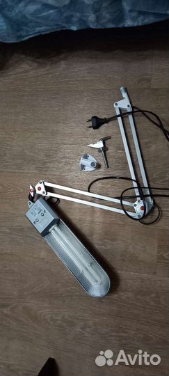 Светильник настольный