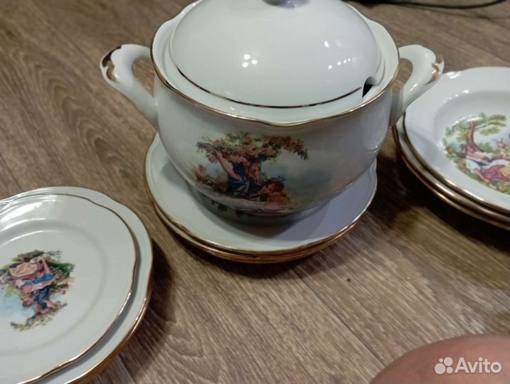 Сервиз столовый