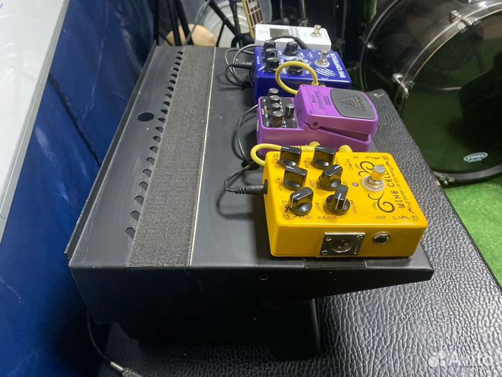 Педали эффектов для бас-гитары