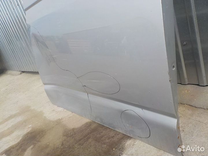 Дверь задняя правая (сдвижная) volkswagen Caravell