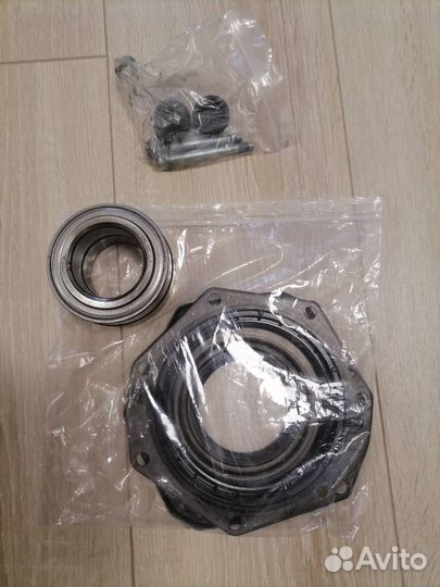 Подшипник полуоси, сальники коленвала