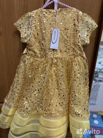 Шикарное платье на выпускной для девочки 128-134