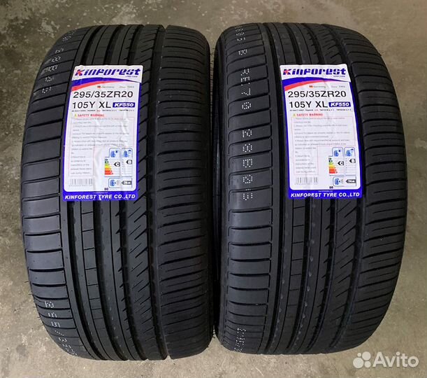 Kinforest KF550-UHP 255/40 R20 и 295/35 R20 105Y