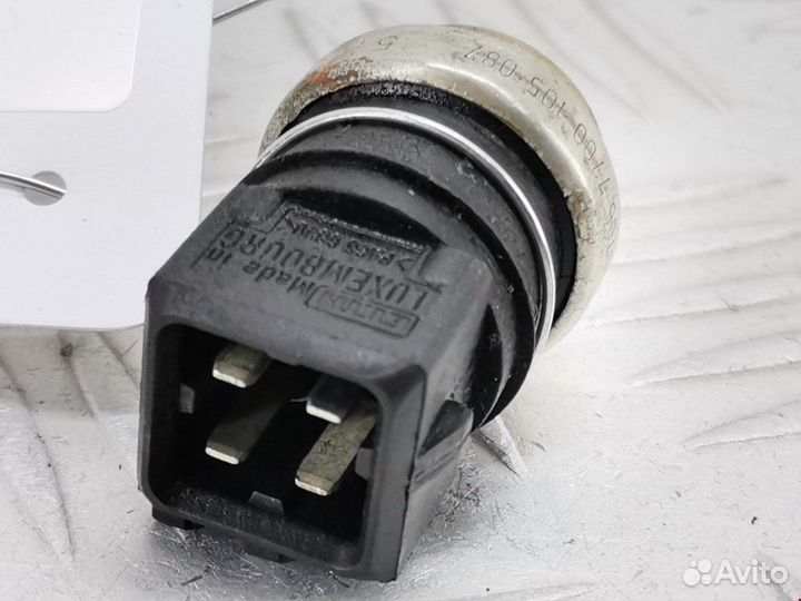 Датчик температуры охлаждающей жидкости Renault 2