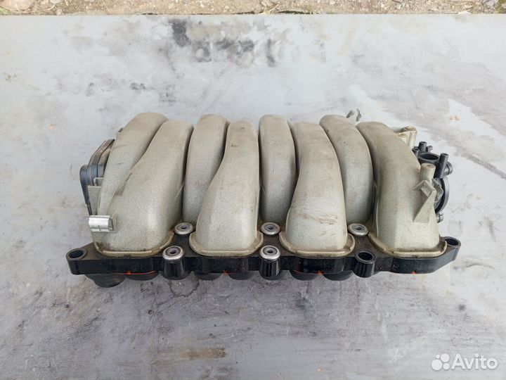 Коллектор впускной Audi A8 D4 4.2