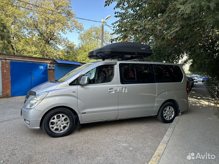 Hyundai Grand Starex 2.5 AT, 2008, 383 300 км