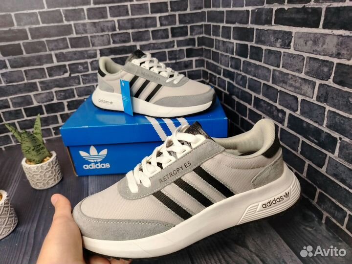 Кроссовки Adidas retropy e5