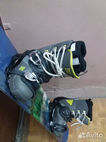 Горнолыжные ботинки разные