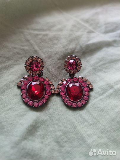 Серьги с камнями