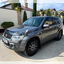 Suzuki Escudo 2.0 MT, 2006, 184 000 км, с пробегом, цена 875 000 руб.