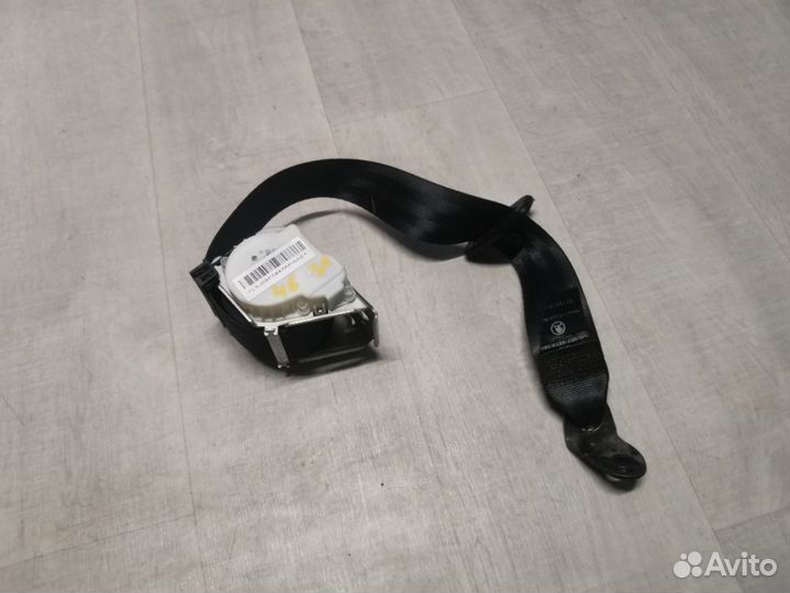 Ремень безопасности задний левый Skoda Fabia 2 1.2