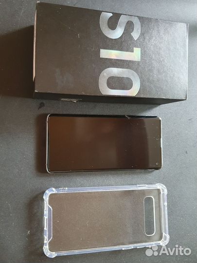 Samsung Galaxy S10, 8/128 ГБ