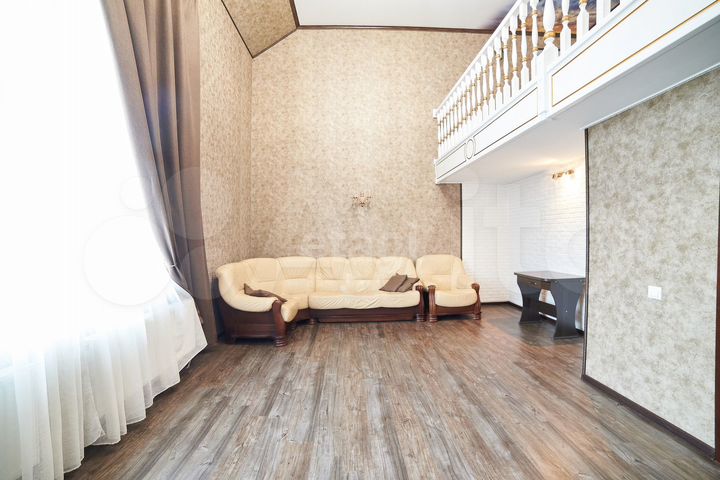 Дом 240 м² на участке 10 сот.