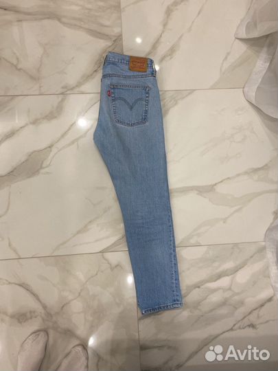 Женские джинсы levis 501