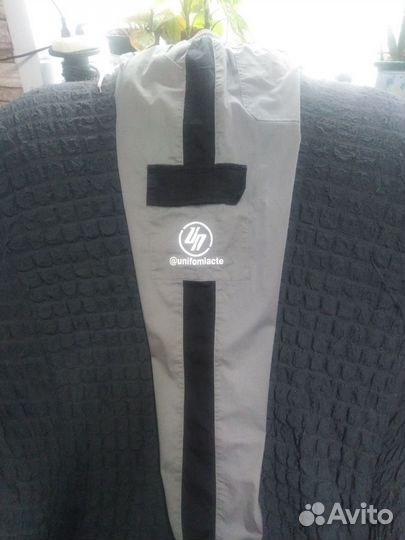 Спортивные штаны