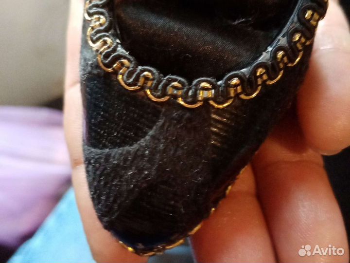 Туфелька для ювелирных изделий