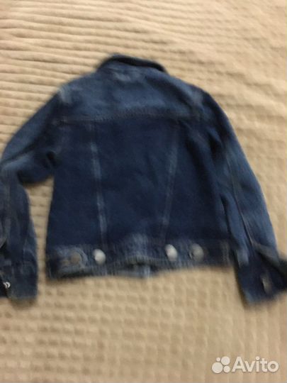 Куртка джинсовая