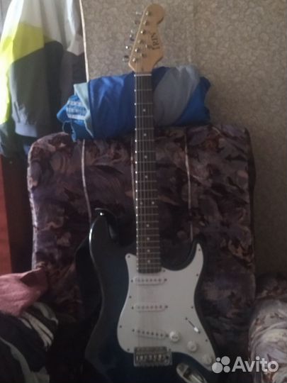 Электро гитара с комбиком