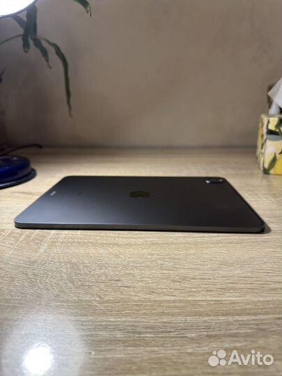 iPad pro (11-дюймовый) (3-го поколения)