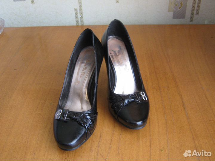 Женские туфли 33 размер