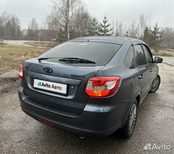 LADA Granta 1.6 МТ, 2015, 140 000 км