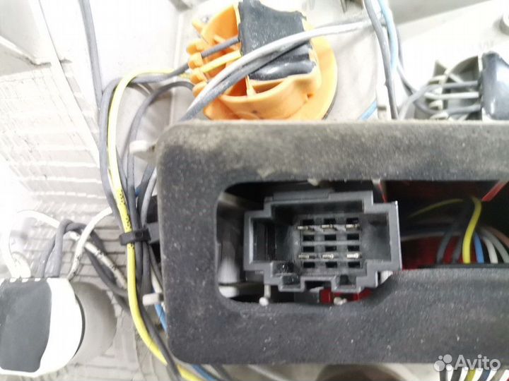 Фонарь задний правый Skoda Octavia 3 (A7) 2015