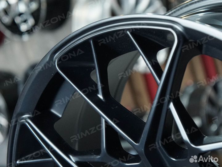 Литые диски HRE R21 на Audi. Арт3423