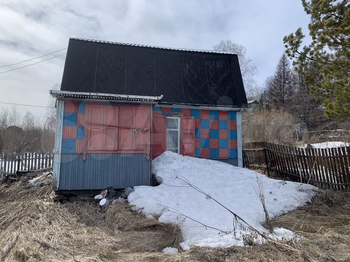 Дача 20 м² на участке 4,8 сот.