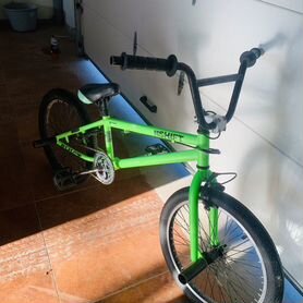 Продам трюковой велосипед bmx