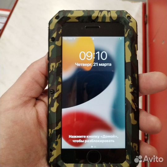 Чехол на iPhone se 2020