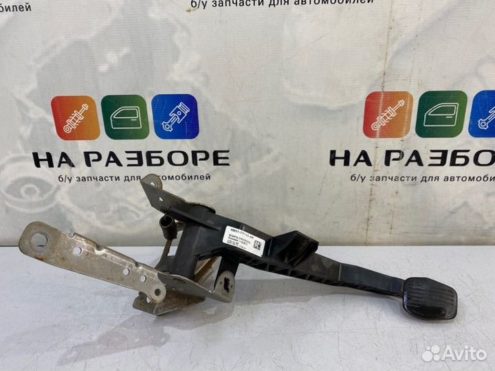 Педаль сцепления Ford Focus CB4 shdc 2007