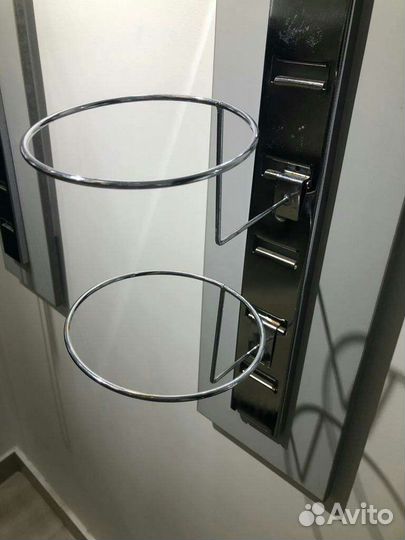 Кронштейн для плечиков