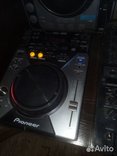Pioneer cdj 400
