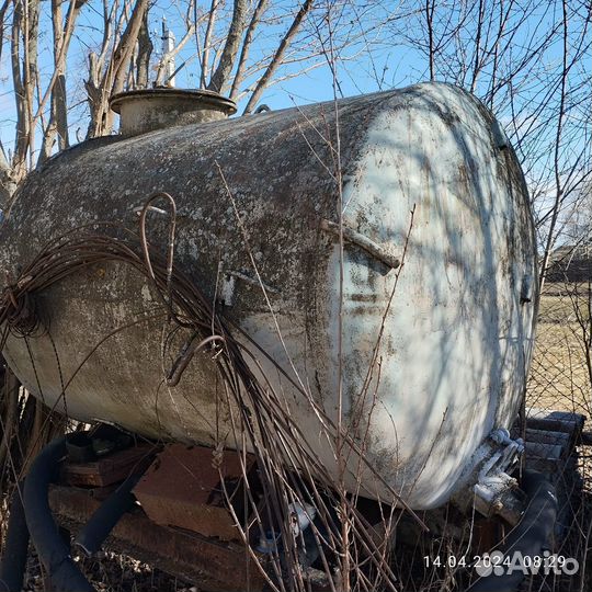 Цистерна\ бак для воды на дачу