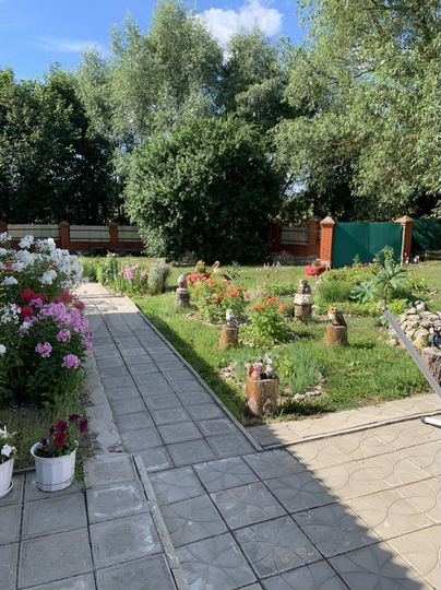 Дом 408 м² на участке 25 сот.