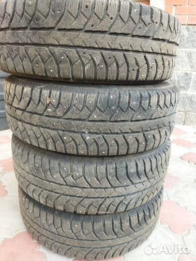 Bridgestone Ice Cruiser 7000 185/65 R15