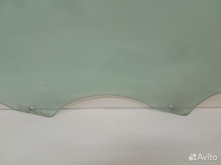 Стекло двери передней правой BMW 3-series E90/E91