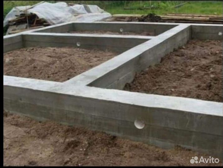 Бригада строителей