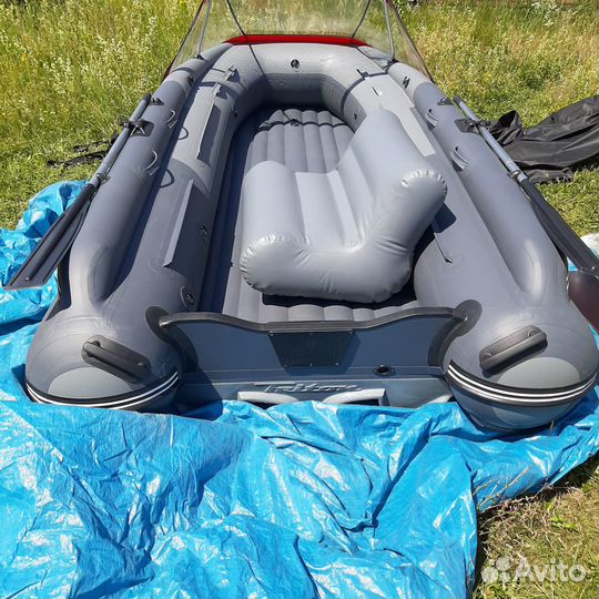Лодка пвх Reef Triton 370 S-Max с аксессуарами