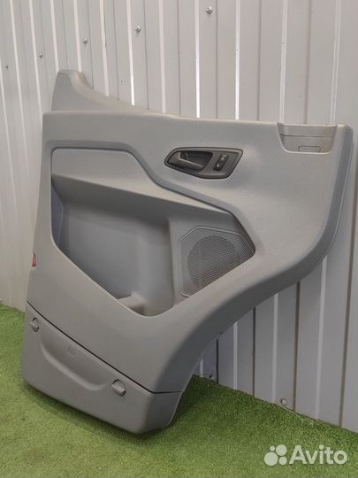 Обшивка двери передняя левая Ford Transit TTG 2.0