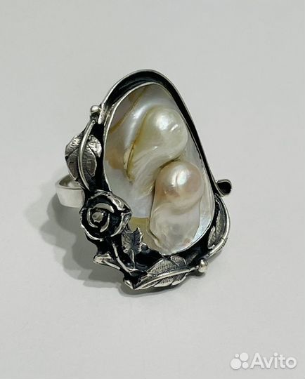 Серебряные серьги и кольцо с перламутром и жемчуг