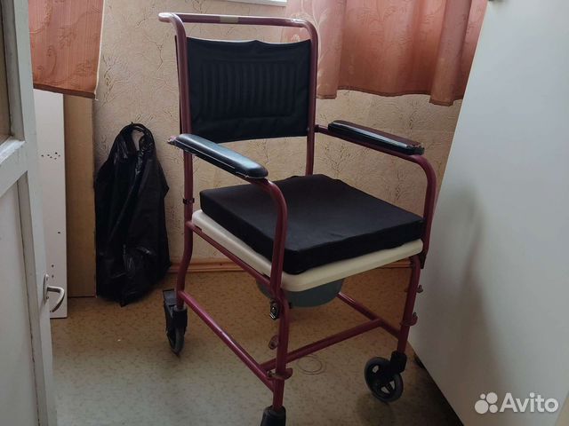 Инвалидное кресло с туалетом купить в Сочи | Личные вещи | Авито