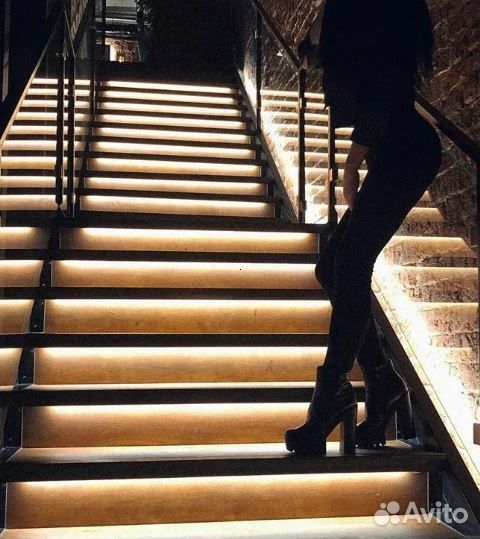 Подсветка лестницы. Контроллер управления