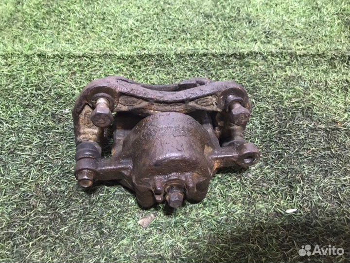 Суппорт передний правый Kia Rio 2007