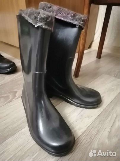 Резиновые сапоги